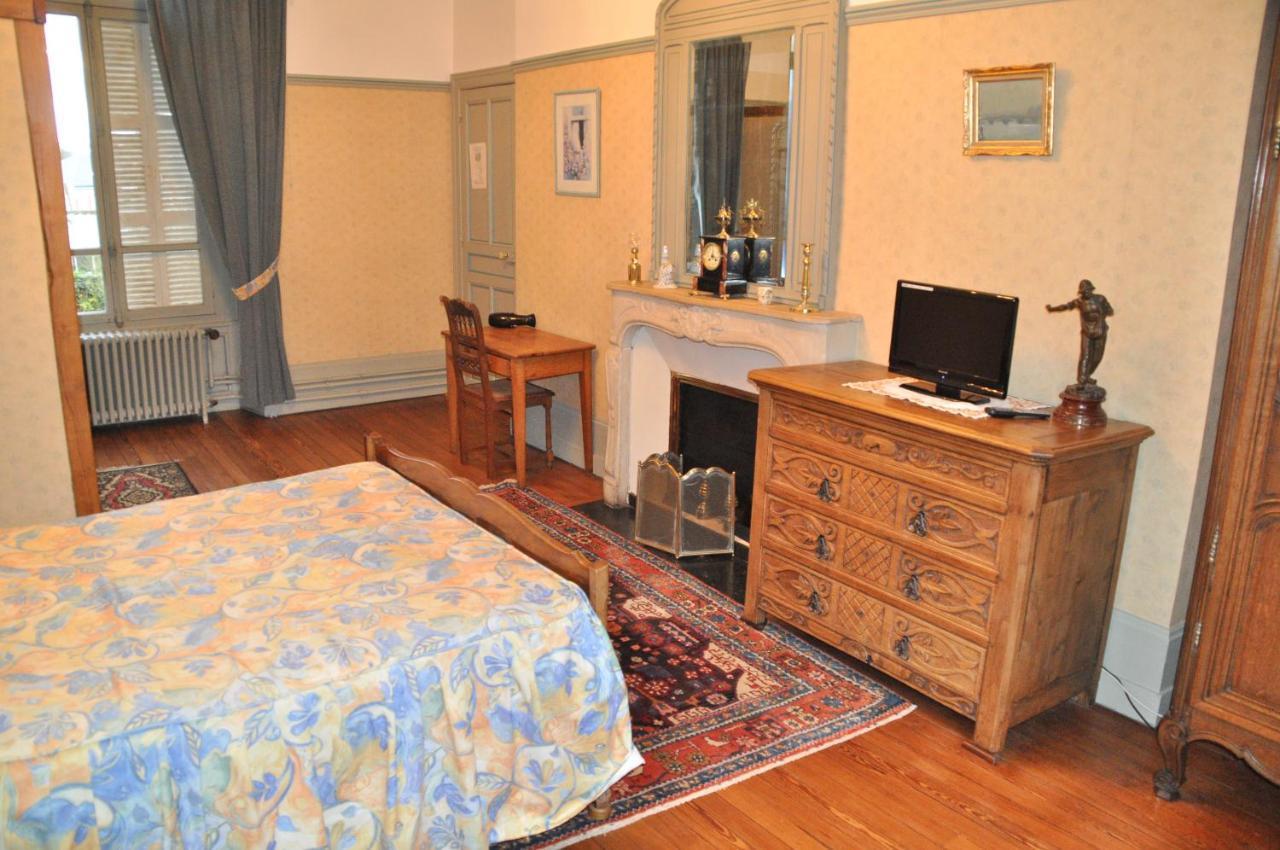 Chambres D'Hotes Le Manoir D'Esneval Criquetot-lʼEsneval Exteriör bild