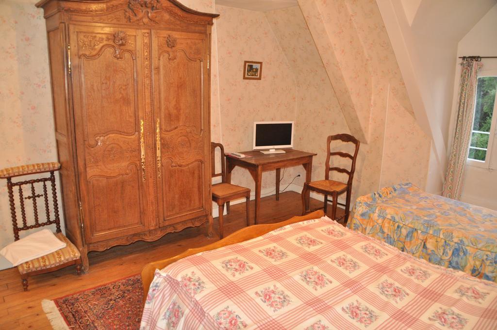 Chambres D'Hotes Le Manoir D'Esneval Criquetot-lʼEsneval Rum bild