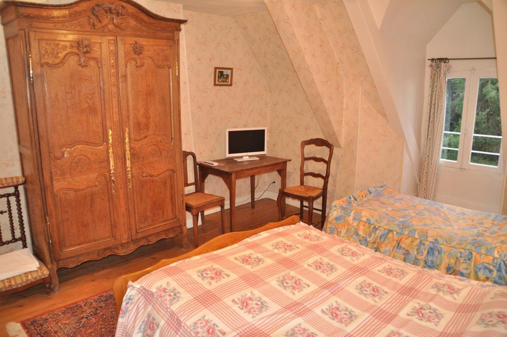 Chambres D'Hotes Le Manoir D'Esneval Criquetot-lʼEsneval Rum bild