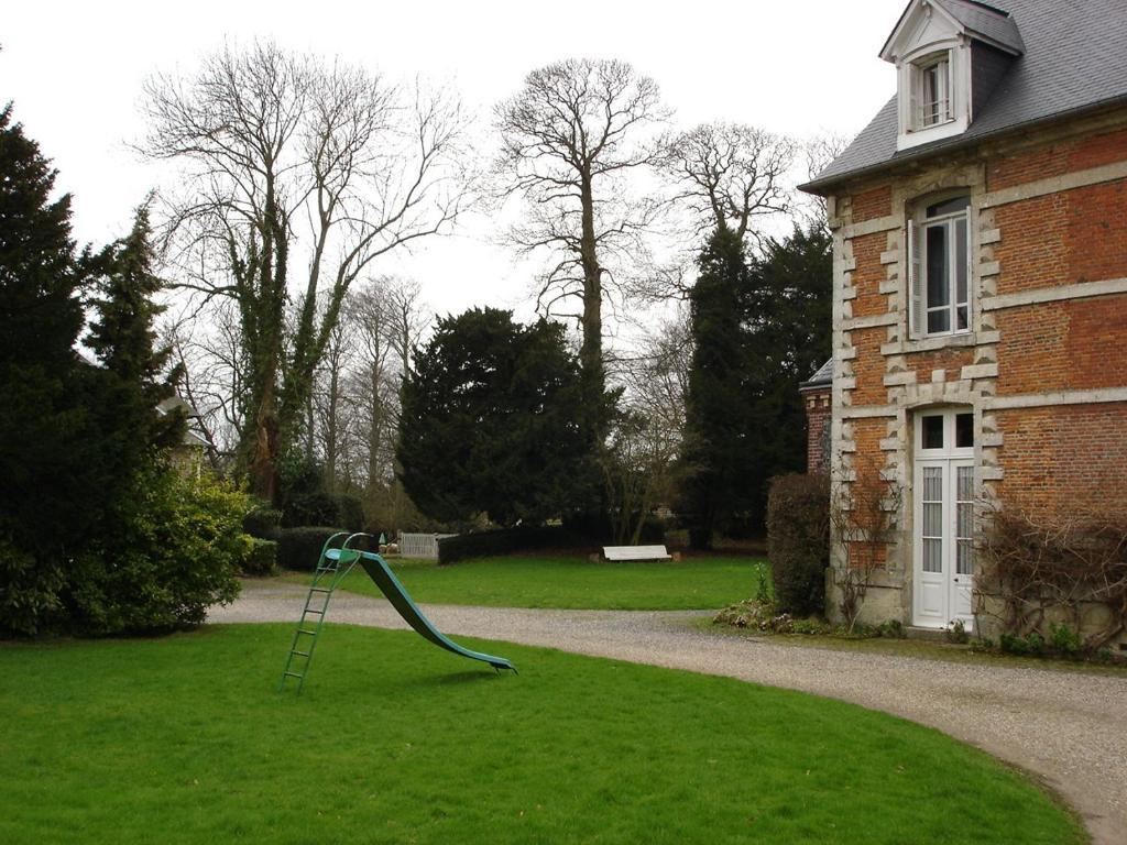 Chambres D'Hotes Le Manoir D'Esneval Criquetot-lʼEsneval Exteriör bild